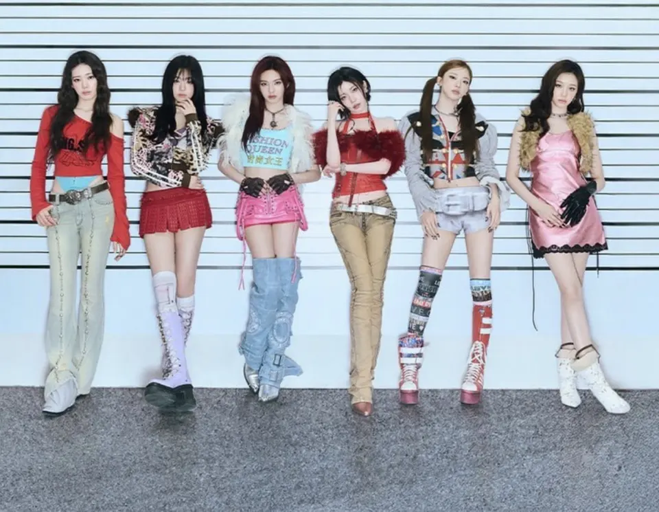 Eight teen naaaa