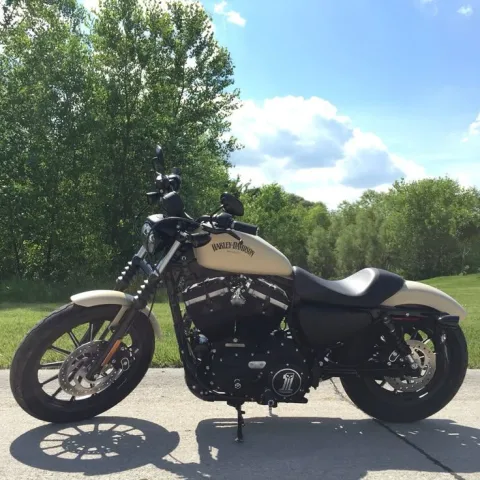 🏍️