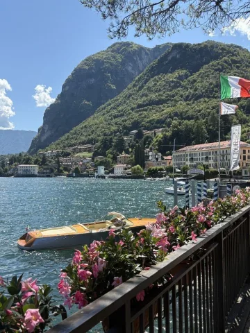Italy💐