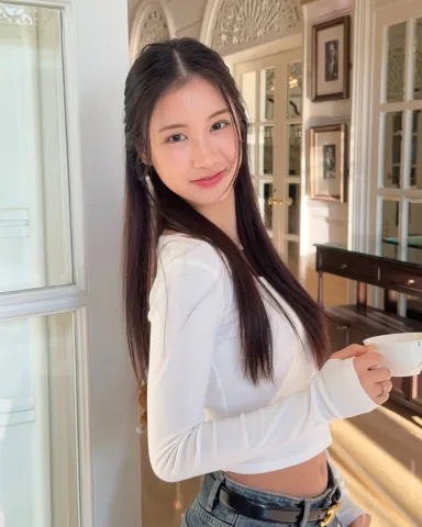 June (จูน) 17 Y Visual 🇹🇭🇯🇵