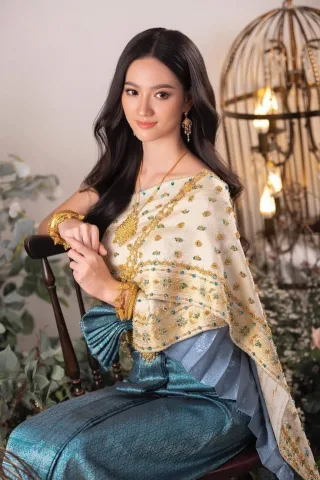 แม่หญิงพุดซ้อน-ละโว้