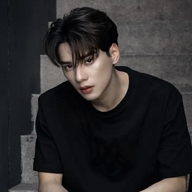 คนนี้คือใคร