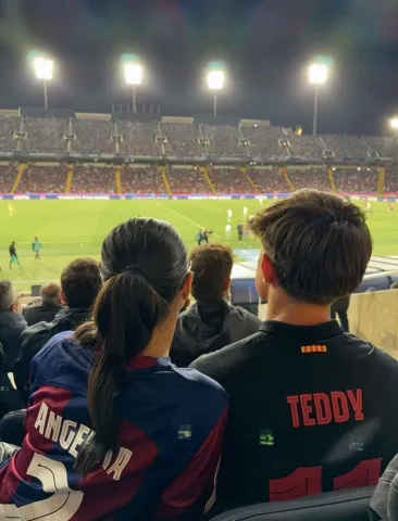 Watch football match⚽️🏟️