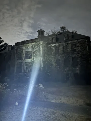 AN ABANDON ASYLUM.