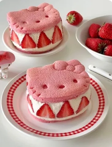 🍓ྀི >⩊<