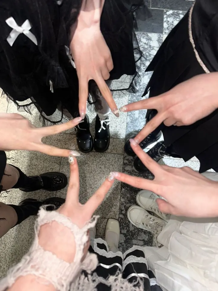 What's my fav(love) girls group?