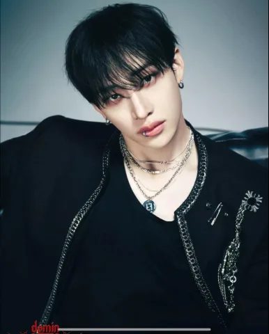 หน้าคม หล่อบาดหัวใจ ว้าวว