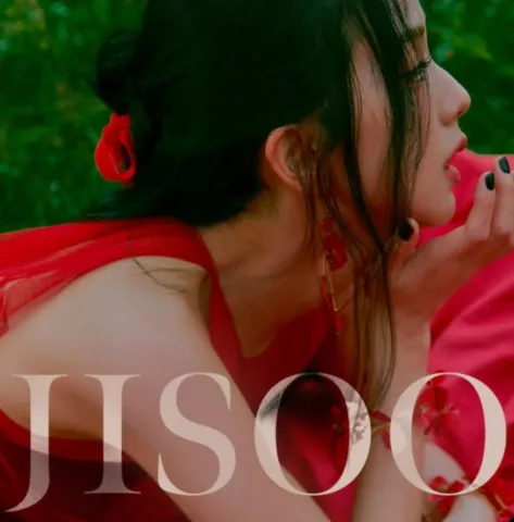 Jisoo - flower