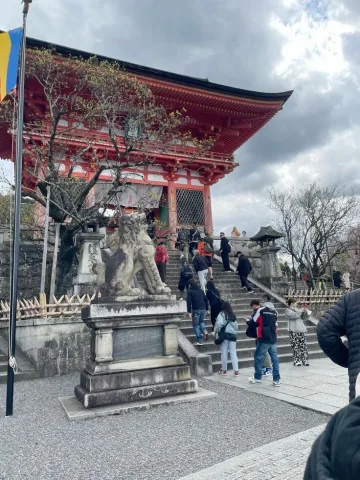 Kiyomizu-dera Temple