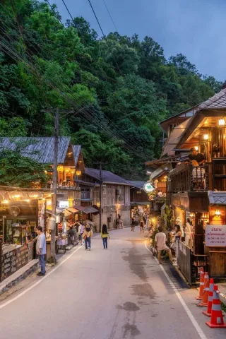 Mae Kam Pon🏕️