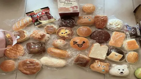 Start your own squishy shop. 🫪