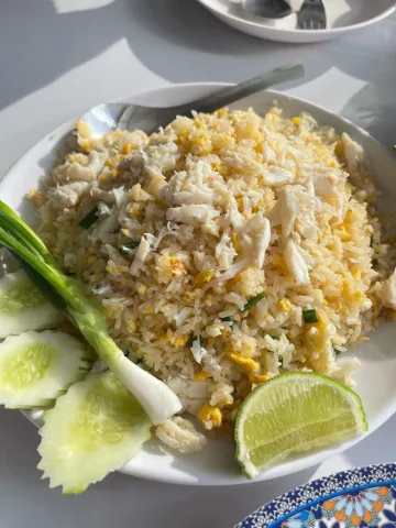 ข้าวผัดปู