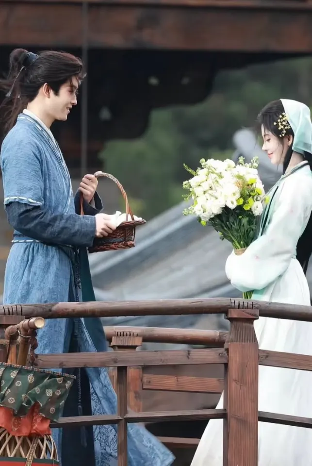 เขาสนใจในข้อเสนอของคุณ จึงอนุญาตให้คุณพักที่คฤหาสน์ แต่คืนนั้นคุณพบว่ามีคนพยายามลอบสังหารเขา...ในขณะที่เขากำลังนอนหลับ