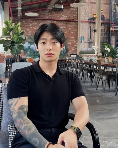 พอร์ช : ทำหน้าอย่างกะเห็นผี