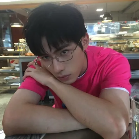 บาส รุ่นพี่ต่างสถาบัน