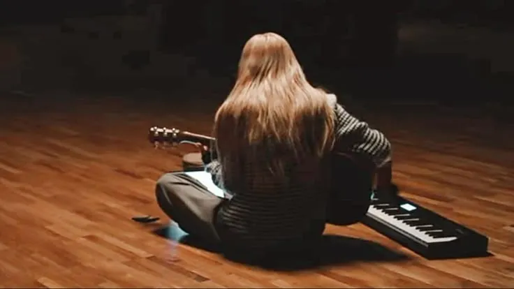 โรเซ่กำลังเล่นเพลงอะไร