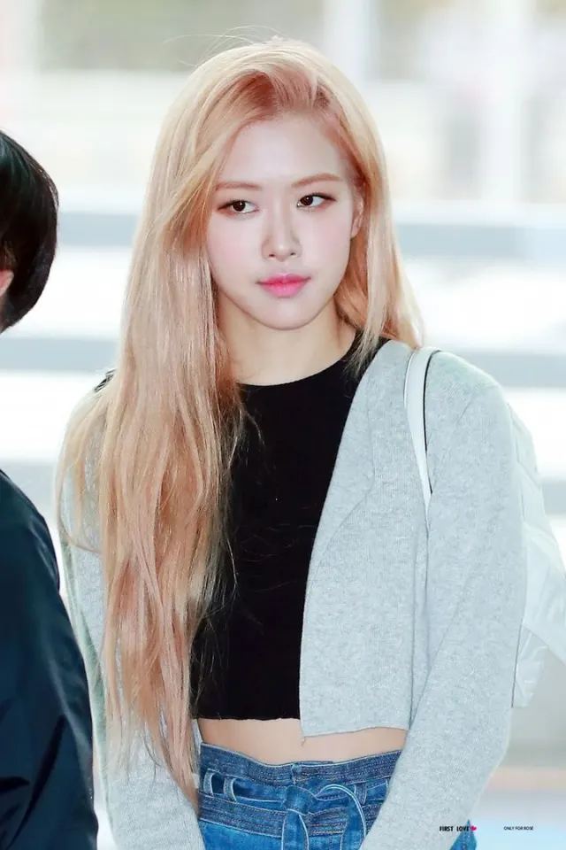 โรเซ่มีพี่น้องมั้ย