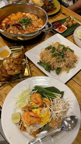 ตะลุยกิน/Street food 🍜