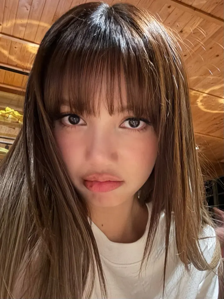 คนฉามม:เอาช่อดอกมุ้ยเอาเป็นดอกบัวค่ะะ