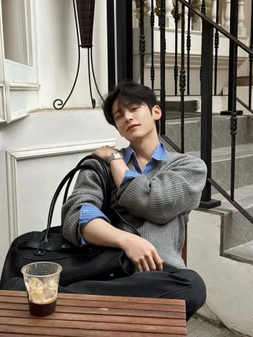 รุ่นพี่ในมหาลัยมาเที่ยวช่วงหน้าหนาว