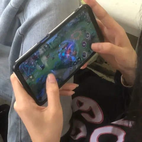เล่นเกม / ดูหนังต่อ / ดูหนังเพิ่ม