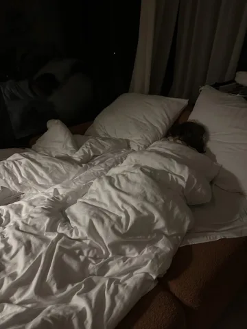นอนเลยเพลีย