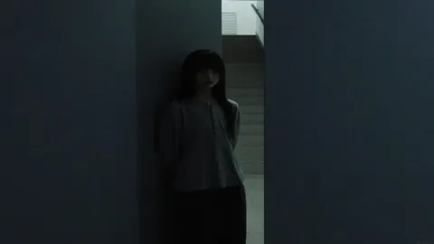เมื่อคุณได้แสดงหนังผี คุณจะได้รับบทบาทอะไร (ญ)
