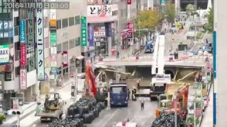 อึ้ง  ญี่ปุ่นซ่อมหลุมใหญ่ภายใน 7 วันได้อย่างไร (Timelapse : Fukuoka road collapse)