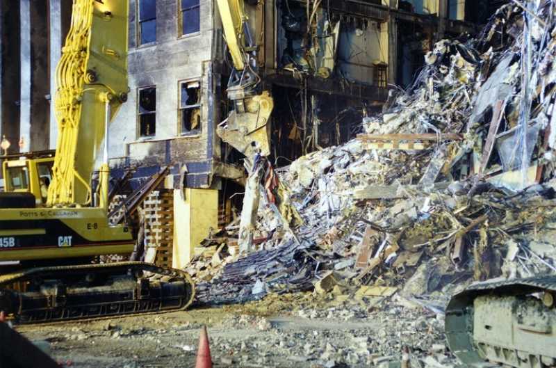 ภาพถ่ายที่รุนแรงของการโจมตี 9/11 ใน Pentagon ซึ่ง FBI ได้ออกมาเผยแพร่ชุดใหม่แล้ว
