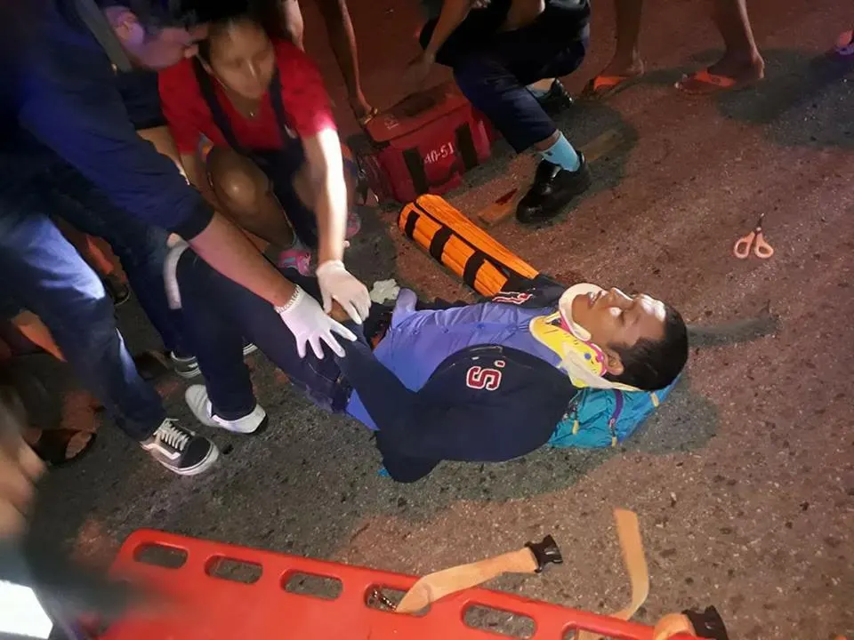 ในภาพอาจจะมี 1 คน, กำลังนั่ง