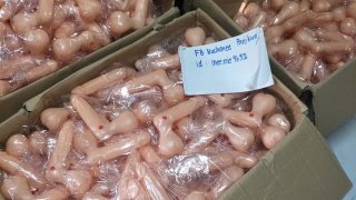 ปืนฉีดน้ำหรรม ไว้เล่นสงกรานต์ คิดยังไง? ซื้อมาเล่นดีไหม? หรือไม่เหมาะสม?