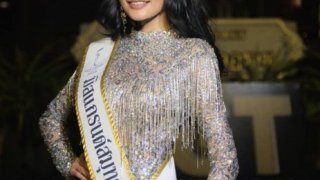 วิจารณ์สนั่น! จับมิสแกรนด์ใส่ชุดว่ายน้ำถ่ายคู่กับอ่าง ไม่เหมาะสม สุดเชย ดูไม่แพง