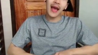 โอ้ย!! อยากจับใข่ ไขอะไรไปคิดดู หนุ่มหล่อโชว์ทีเด็ดเล่นแอฟ TIK TOK