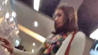 "คิมเบอร์ลี่ช็อก" ถูกแอบถ่ายใต้กระโปรง! ภาพหลุดว่อนเน็ต!