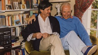 เกย์คู่แท้ อยู่ด้วยกันมาตั้งแต่สมัยกที่การรักร่วมเพศถือเป็นเรื่องผิดกฏหมาย