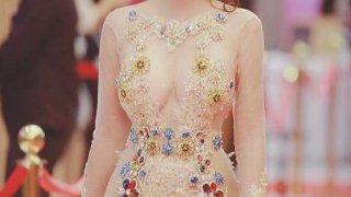 โอ้โห เปิ้ล ไอริณ ชุดนี้ชีโนบราหรือเปล่า