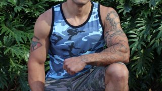 เค้าทำอะไรแบบนี้ด้วยหรือ เห็นแล้วใจคอไม่ดีเลย