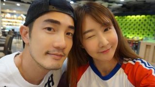 น่ารักไปอี้ก &ldquo;อ้วน รังสิต&rdquo; โชว์คลิป บั้นท้ายภรรยา ตูดน่าเตะจุง