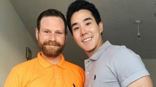 ความคิดถึงมันห้ามไม่ไหว! เขื่อนกระโดดขี่หลังแฟนหนุ่ม หลังไม่ได้เจอกันนาน