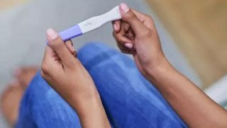 อึ้งเลย!! ผิดช่องทาง!! คู่รักจีนแต่งงานมา 4 ปี มีเซ็กส์กันเป็นประจำ แต่ยังไม่มีลูกเสียที มารู้ว่า ทำผิดช่องทาง