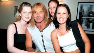 เพลย์บอยอิตาลี &ldquo;เมาริซิโอ ซานฟานติ&rdquo; เสียชีวิตคาอกสาว อยู่ท้ายรถ...