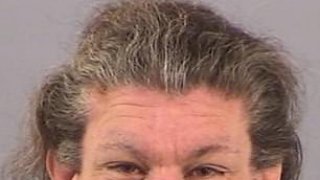 กะเทยที่อังกฤษวัย 41 ปี ปลอมตัวเป็นเด็กผู้ชายเพื่อล่อลวงเด็กหญิง วัย 12 ปี