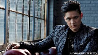 Harry Shum Jr. พ่อมดไบเซ็กชอลในเรื่อง Shadowhunters