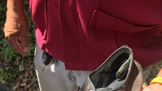 อุทาหรณ์สาวนุ่งสั้น! "ชายโรคจิต" แอบถ่ายใต้กระโปรงนศ. เคยโดนจับได้ แต่ไม่เข็ด!!