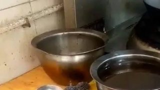 น่าสงสารมาก!!! บางทีก็สดเกิ๊นแล้วใครจะกล้ากิน