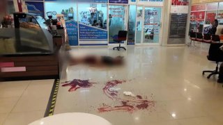 ชาวต่างชาติถูกยิงภายในอาคารทำวีซ่า นัดเดียวดับคาที่!!!