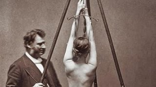 น่ากลัวกว่านี้ไม่มีอีกแล้ว!! เปิดภาพถ่ายสุดธรรมดาจากอดีตที่แสนจะอันตรายในปัจจุบัน