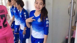 จำแทบไม่ได้!! แข้งสาวทีมชาติไทย ผันตัวออก MV สุดเซ็กซี่