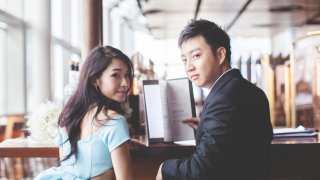 10 ข้อควรรู้ก่อน DATE หนุ่ม SINGAPORE