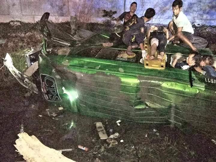 รถตู้บริษัทเดียวกัน เกิดอุบัติเหตุที่ฉะเชิงเทรา วันเดียวกับ รถตกคลอง จ.กาญจนบุรี